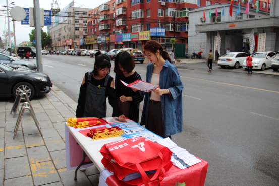 征信服務(wù)小微企與民營(yíng)企業(yè)融資發(fā)展